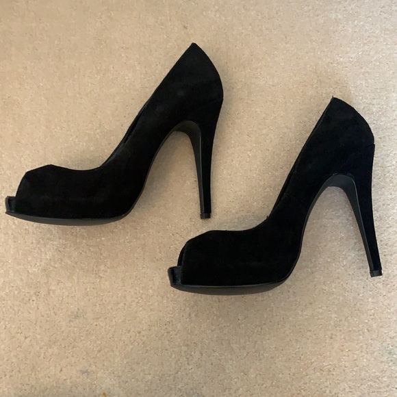 Michael Shannon Black Suede Peep Toe heels - Picture 4 of 9